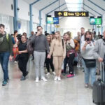 1730650251-tourists-6