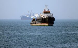 4JP4BQK_AFP__20260504__A9RN2PY__v2__MidRes__TopshotIranUsIsraelWarTransportHormuz_jpg