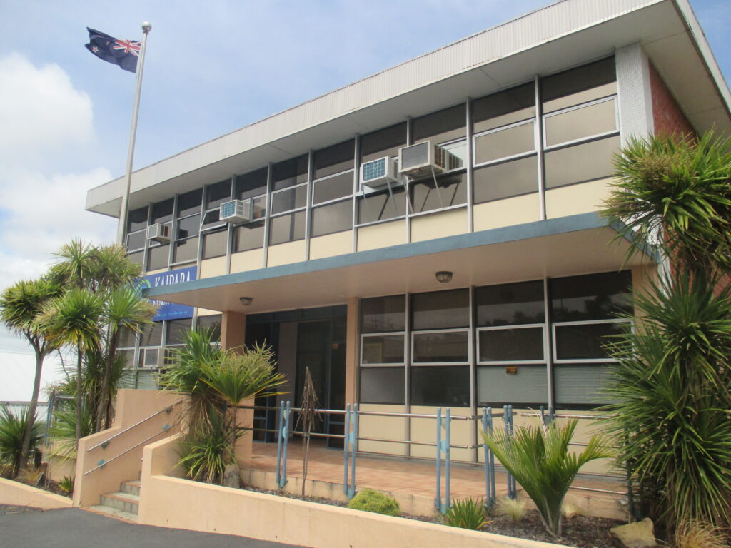 Kaipara_District_Council_Building,_Dargaville
