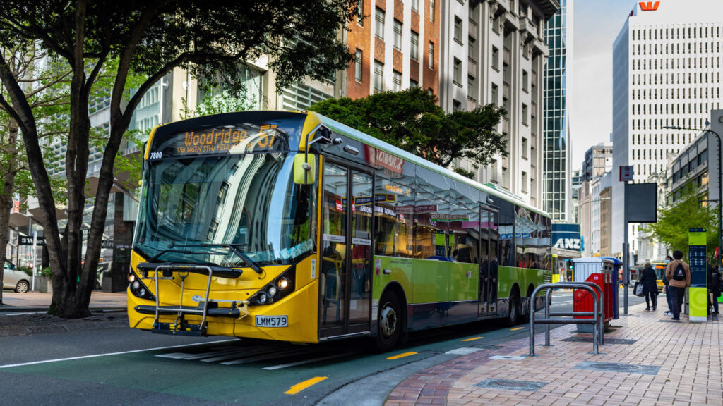 Metlink Bus, Te Whanganui-a-Tara Wellington, Spring Day