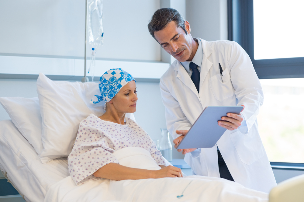 Doctor,Telling,To,Patient,Woman,The,Results,Of,Her,Medical