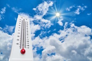thermometer-sun-high-degres--hot-summer-day--high-summer-temperatures-1010691618-2a5ca45876424dffbef441d73ae896b8