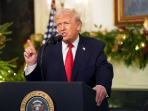 2025-12-18T022330Z_1231483362_RC2QIIA731CX_RTRMADP_3_USA-TRUMP-1766045018