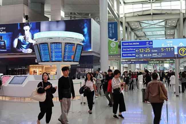 1786613312-Incheon-Airport-in-South-Korea_L