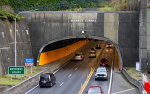 4JJYBN4_Wellington_City_Motorway_1_jpg