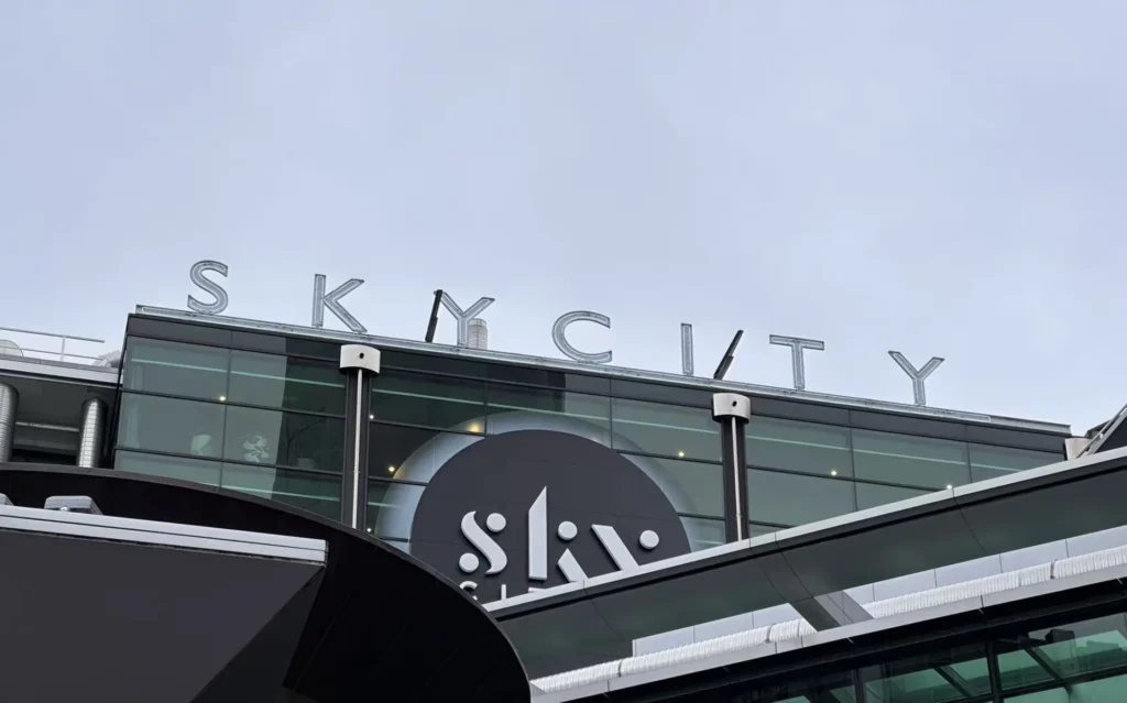 4K4J283_SkyCity_2_jpg