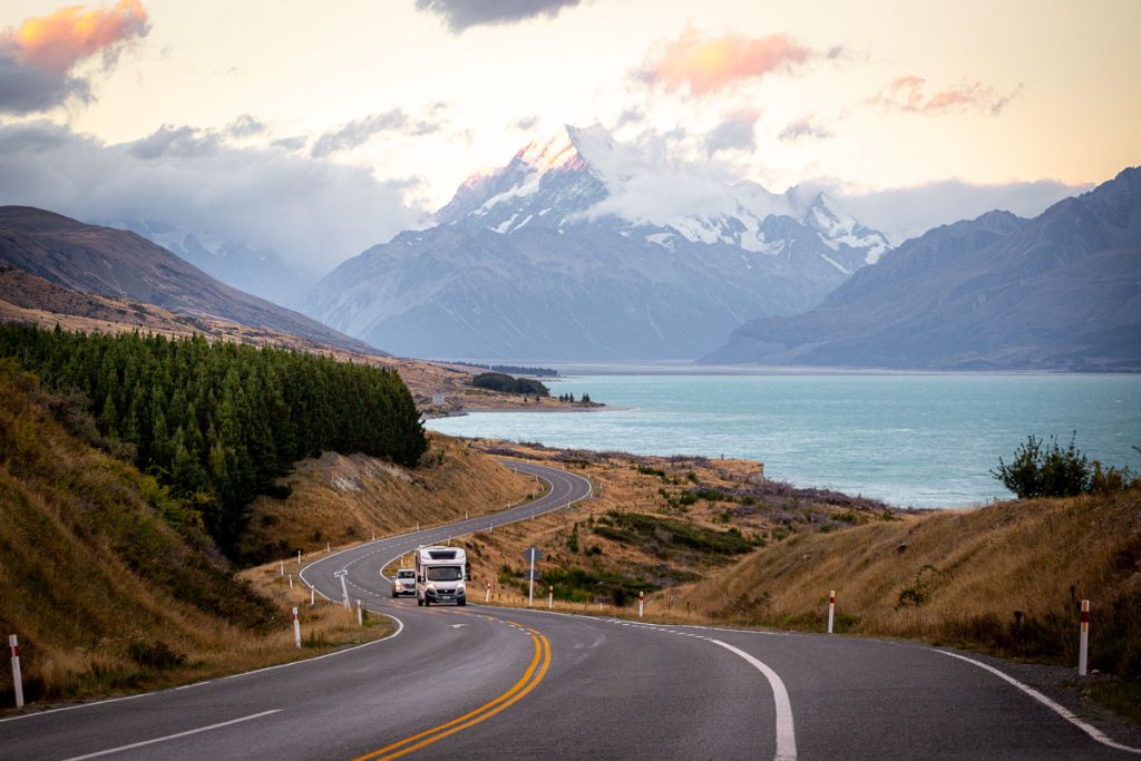 Mount-Cook-Road-St.Peters-Lookout-3-1024x683