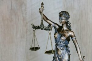 law-statuette